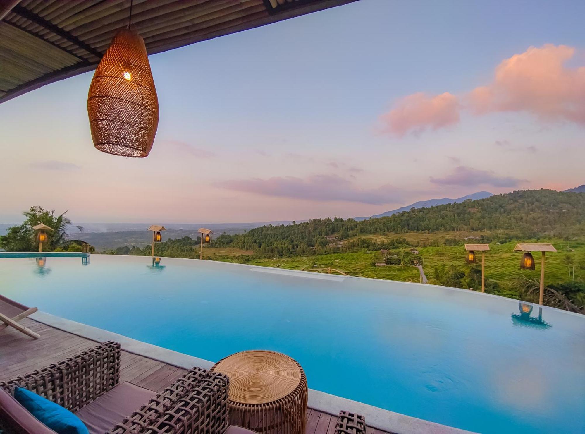 Maha Hills Resort By Mahaprana Experience Lovina Esterno foto